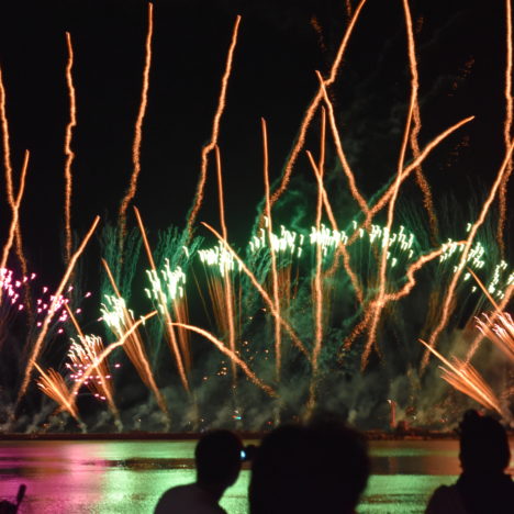 3年ぶりの三国花火大会は大変盛り上がりました。YOASOBI,Aimerの楽曲とともに打ちあがる花火はテンションが自然に上がります！