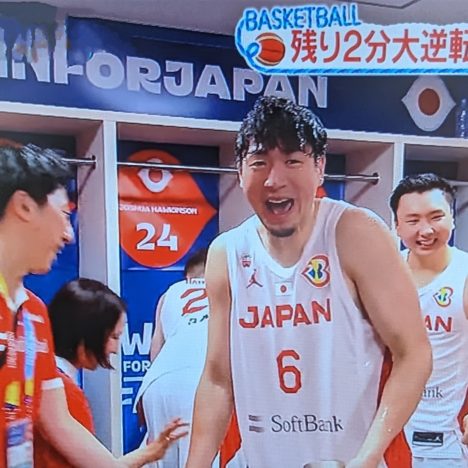 『葬送のフリーレン』の主題歌を歌うYOASOBIさんとmiletさん。最強です。