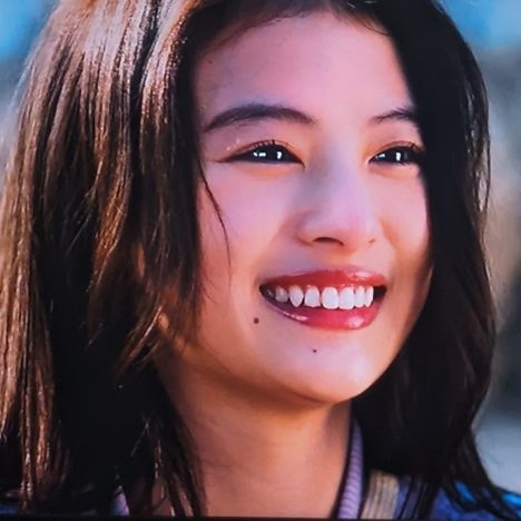 『Venue101』出演の生田絵梨花さん。華のある笑顔が素敵です。バレンタインソング。少ししかわからない。